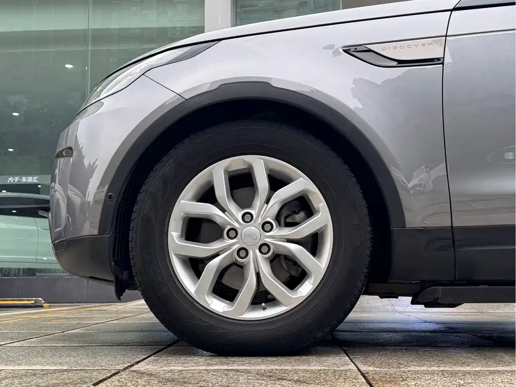 Land Rover Discovery — фото 6