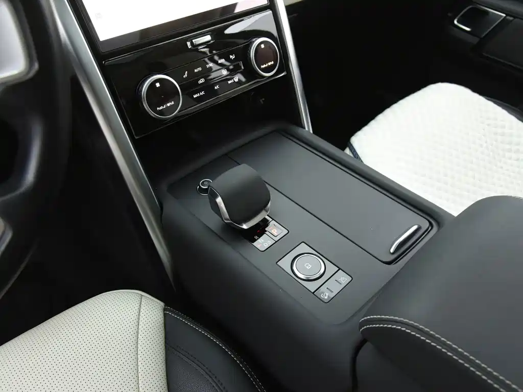 Land Rover Discovery — фото 10
