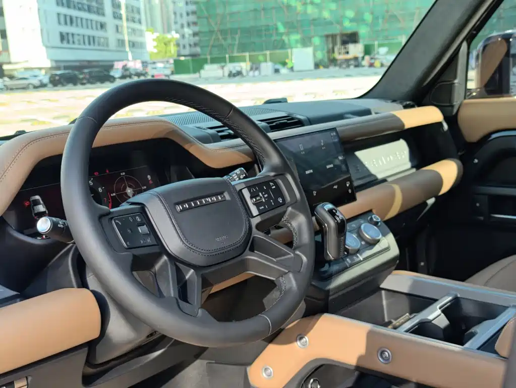 Land Rover Defender — фото 4