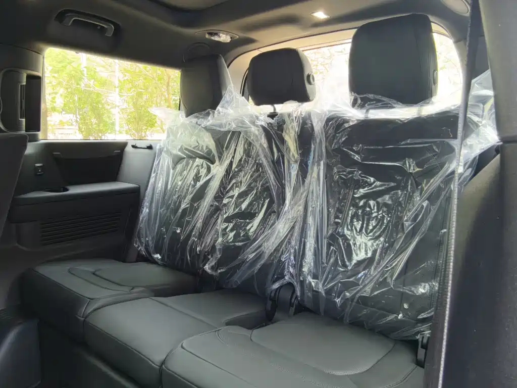 Land Rover Defender — фото 11