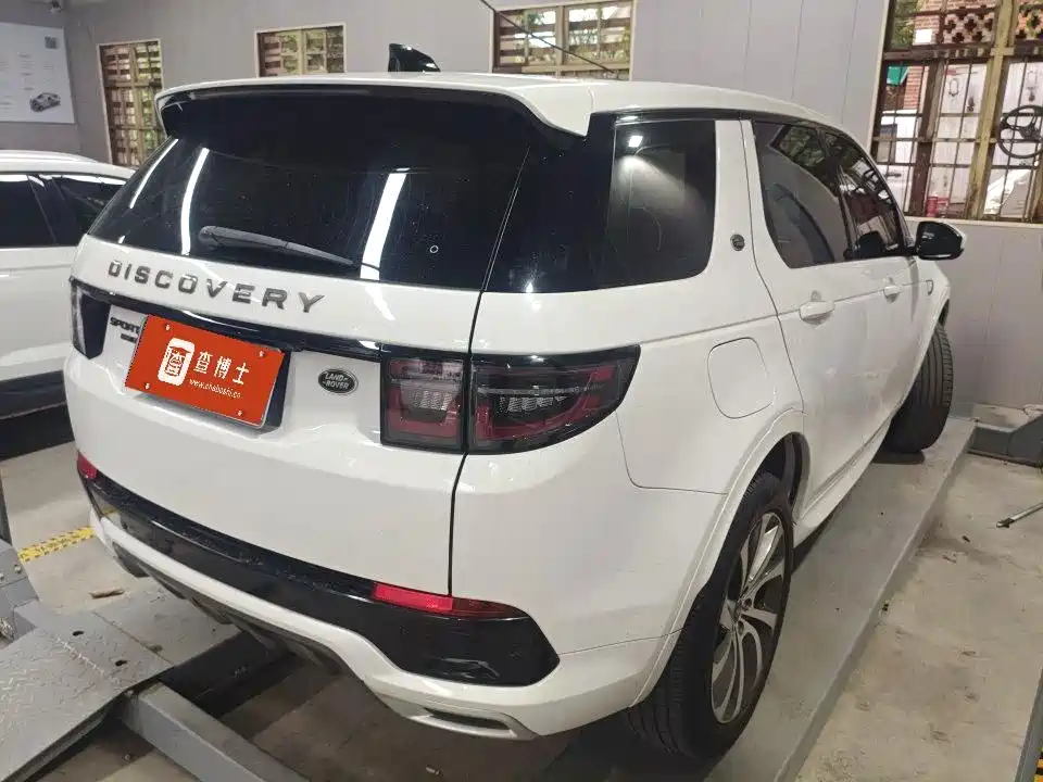 Land Rover Discovery Sport — фото 2