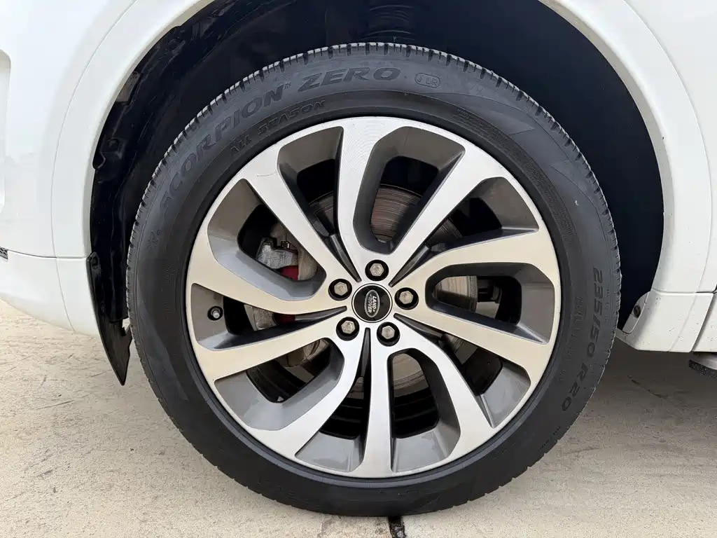 Land Rover Discovery Sport — фото 14
