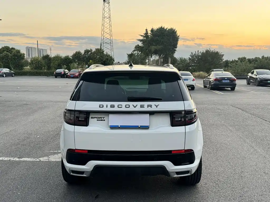Land Rover Discovery Sport — фото 2