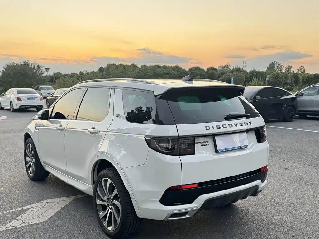 Land Rover Discovery Sport — фото 3