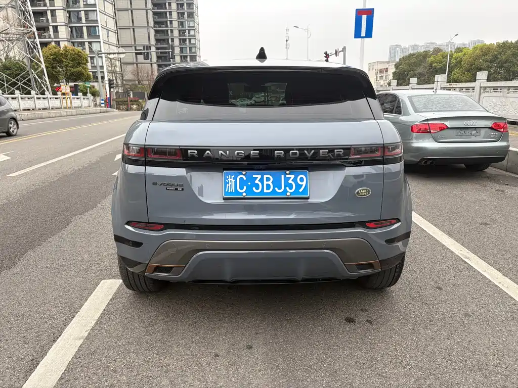 Land Rover Evoque — фото 4