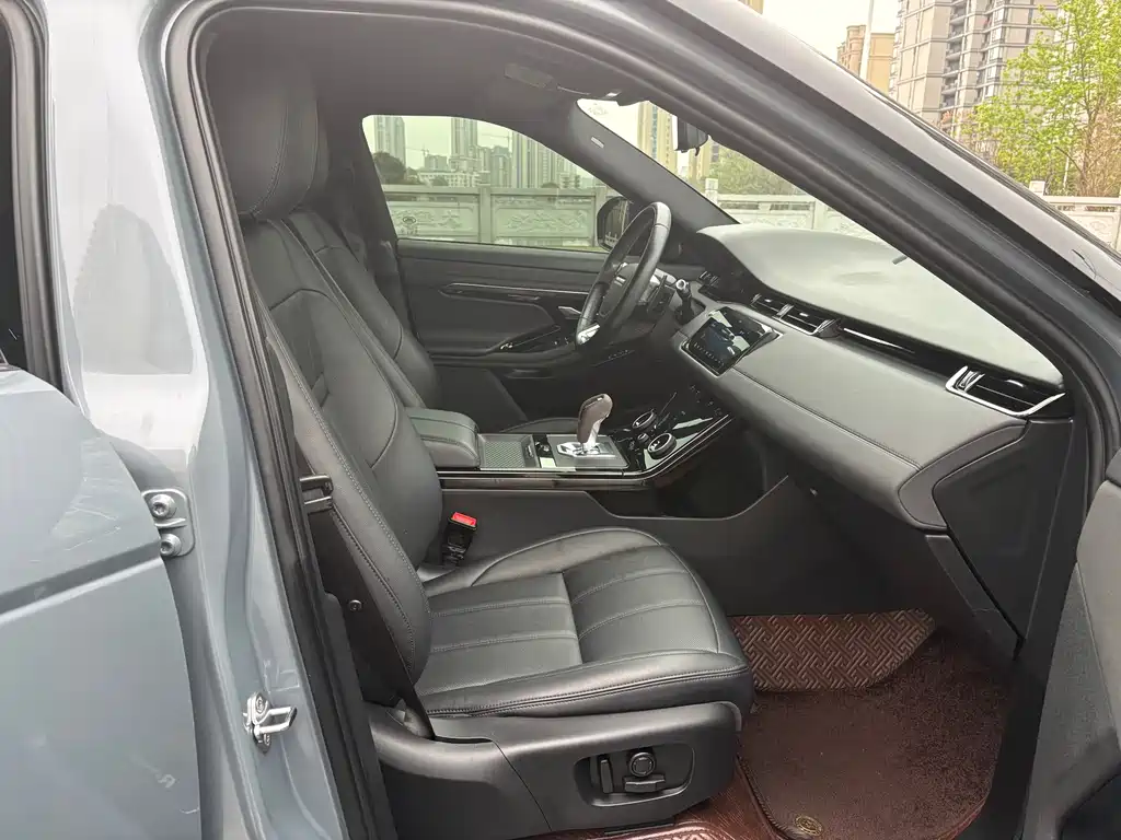 Land Rover Evoque — фото 10