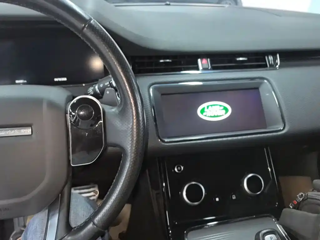 Land Rover Evoque — фото 10