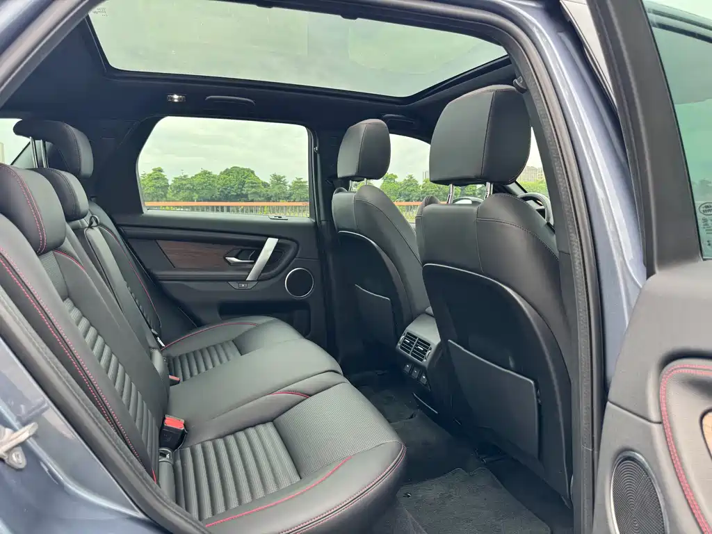 Land Rover Discovery Sport — фото 14
