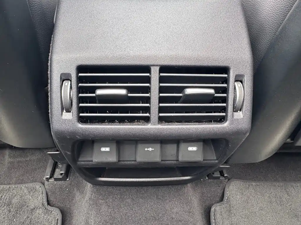 Land Rover Discovery Sport — фото 19