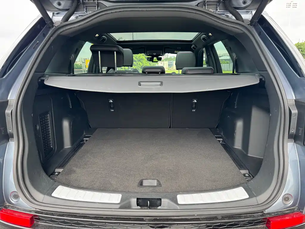 Land Rover Discovery Sport — фото 20