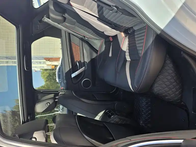 Land Rover Discovery Sport — фото 10