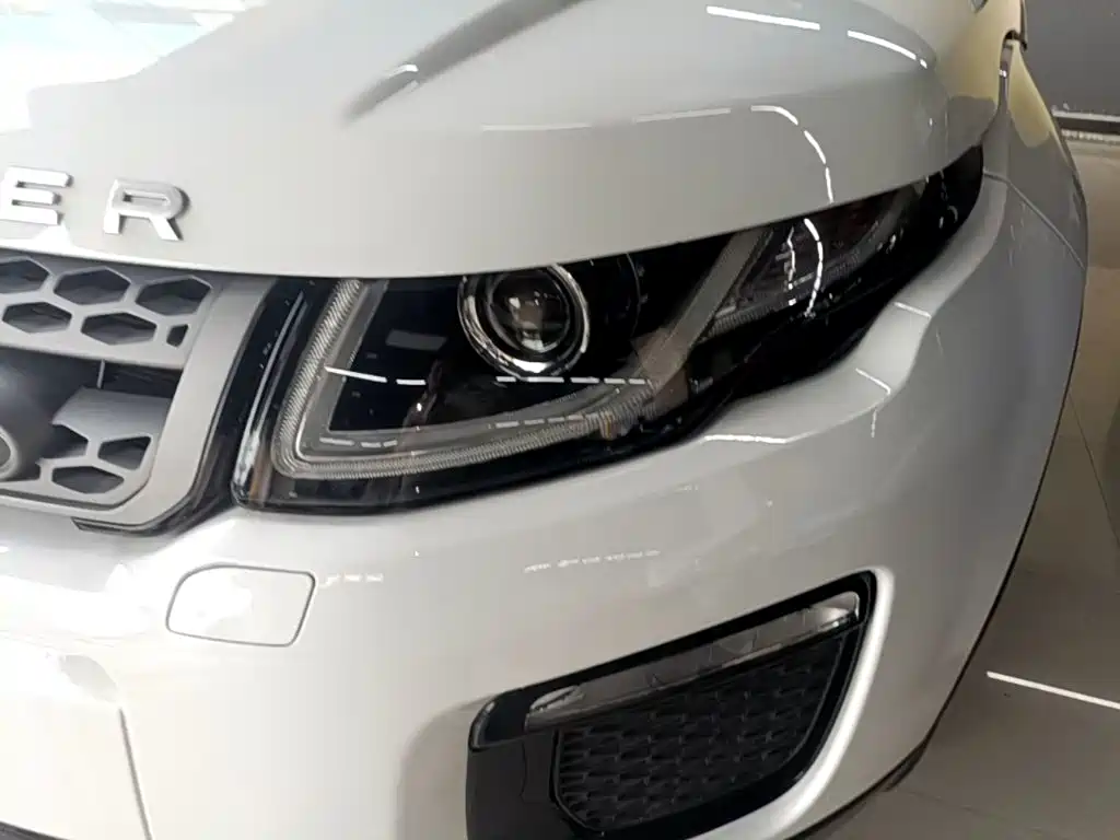 Land Rover Evoque — фото 24