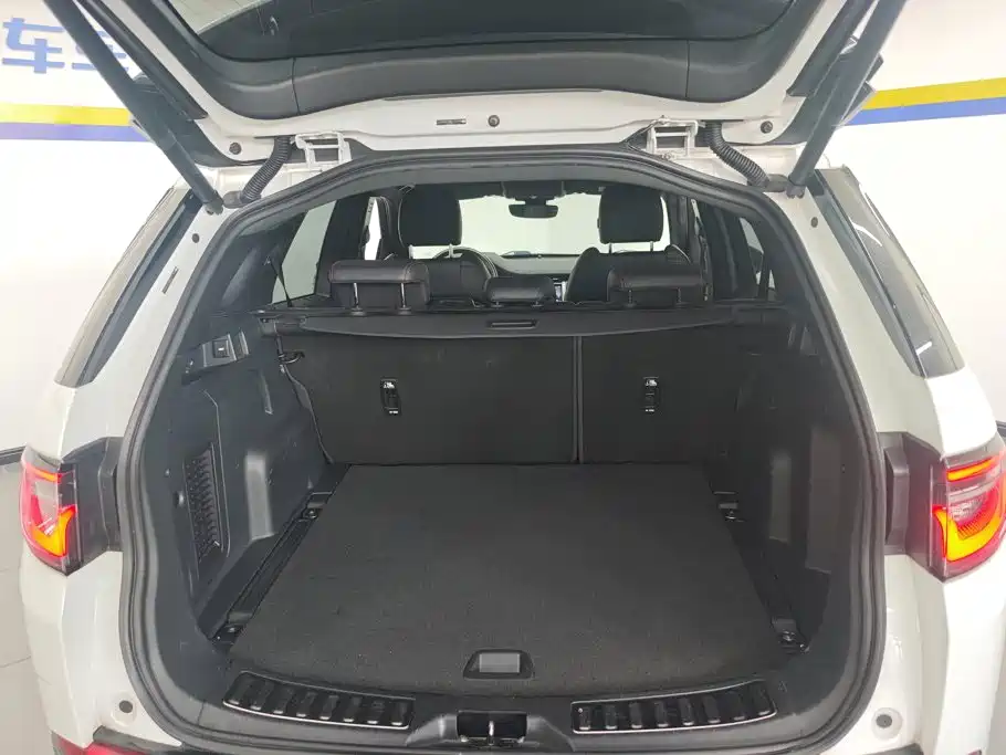 Land Rover Discovery Sport — фото 4