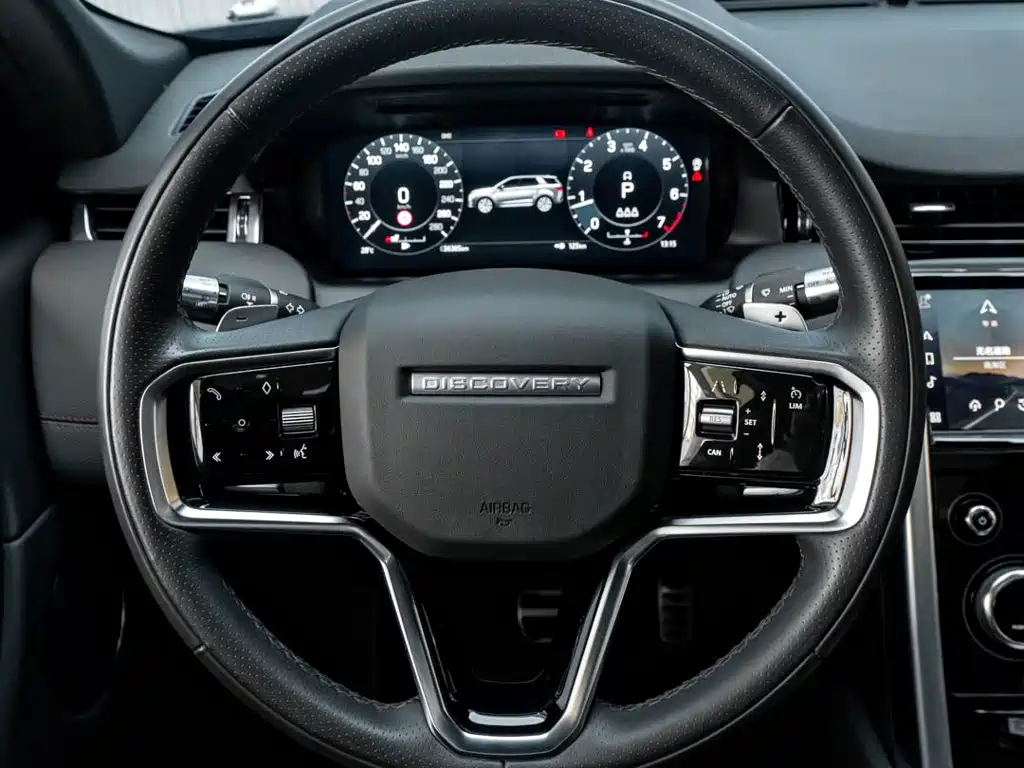 Land Rover Discovery Sport — фото 16