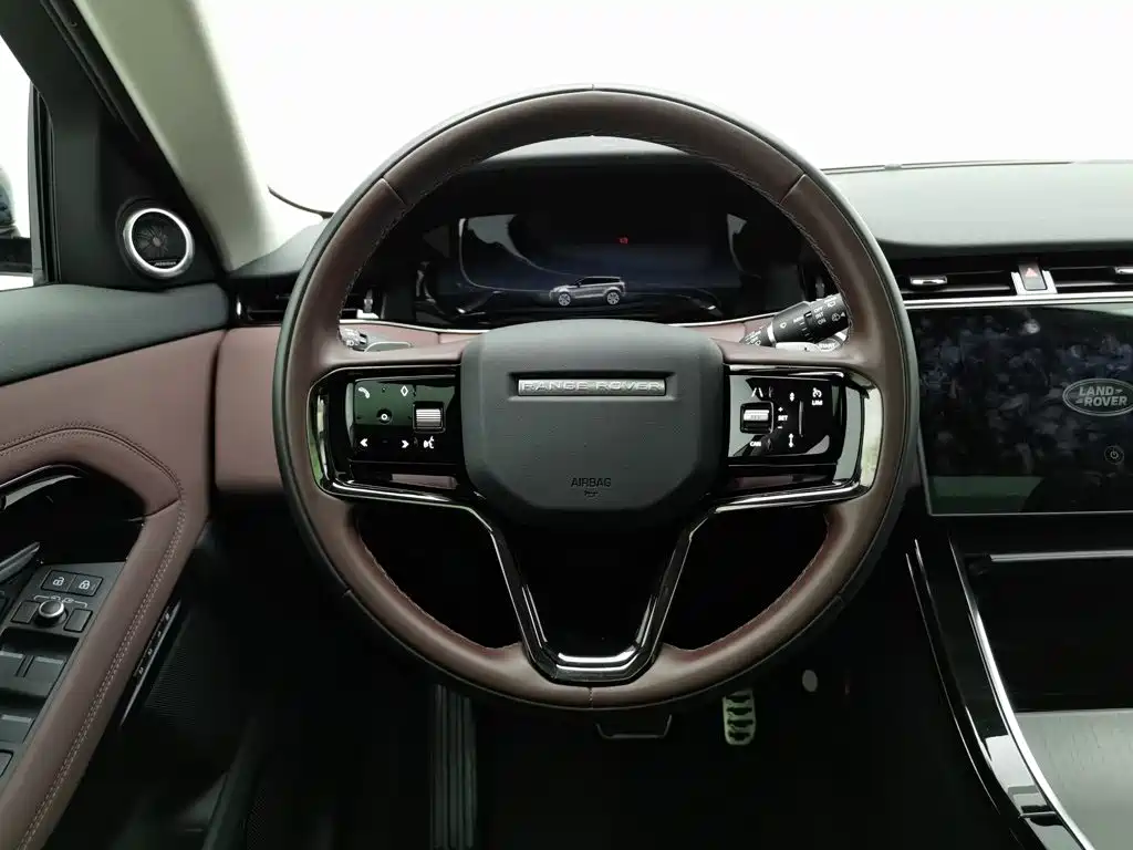 Land Rover Evoque — фото 11