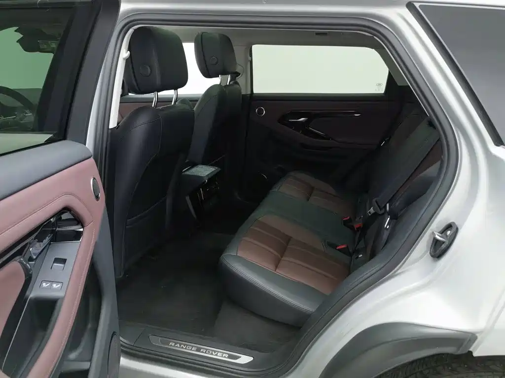 Land Rover Evoque — фото 15