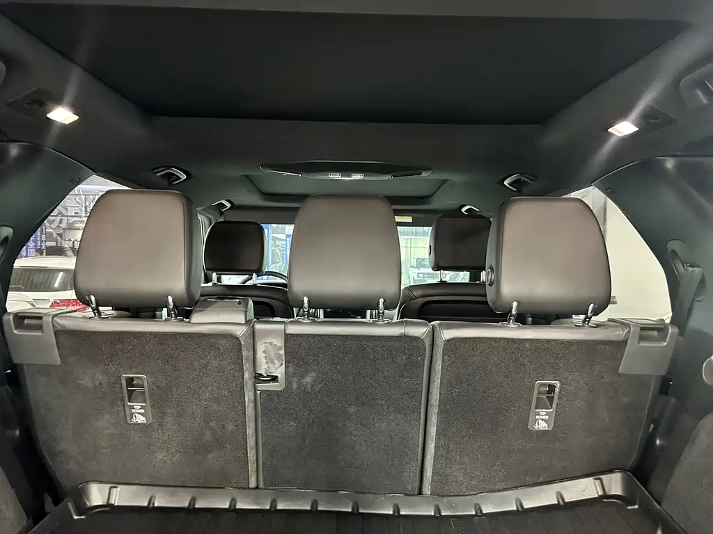 Land Rover Discovery — фото 14