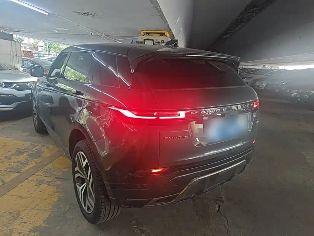 Land Rover Evoque — фото 23