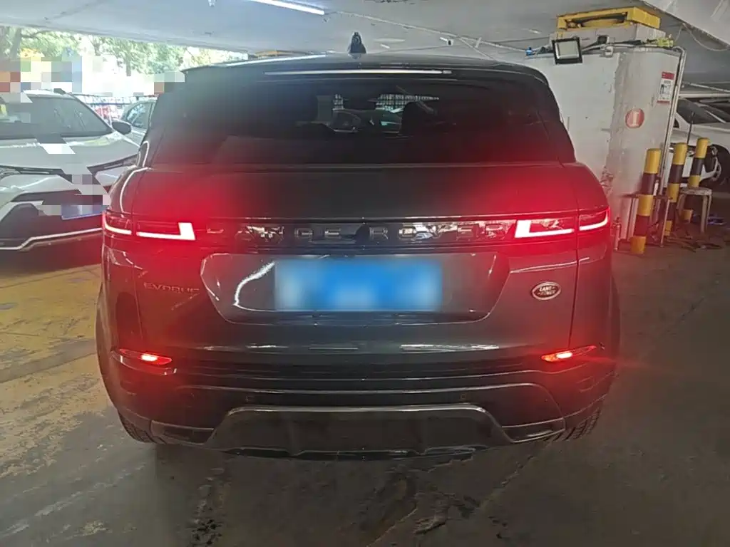 Land Rover Evoque — фото 4
