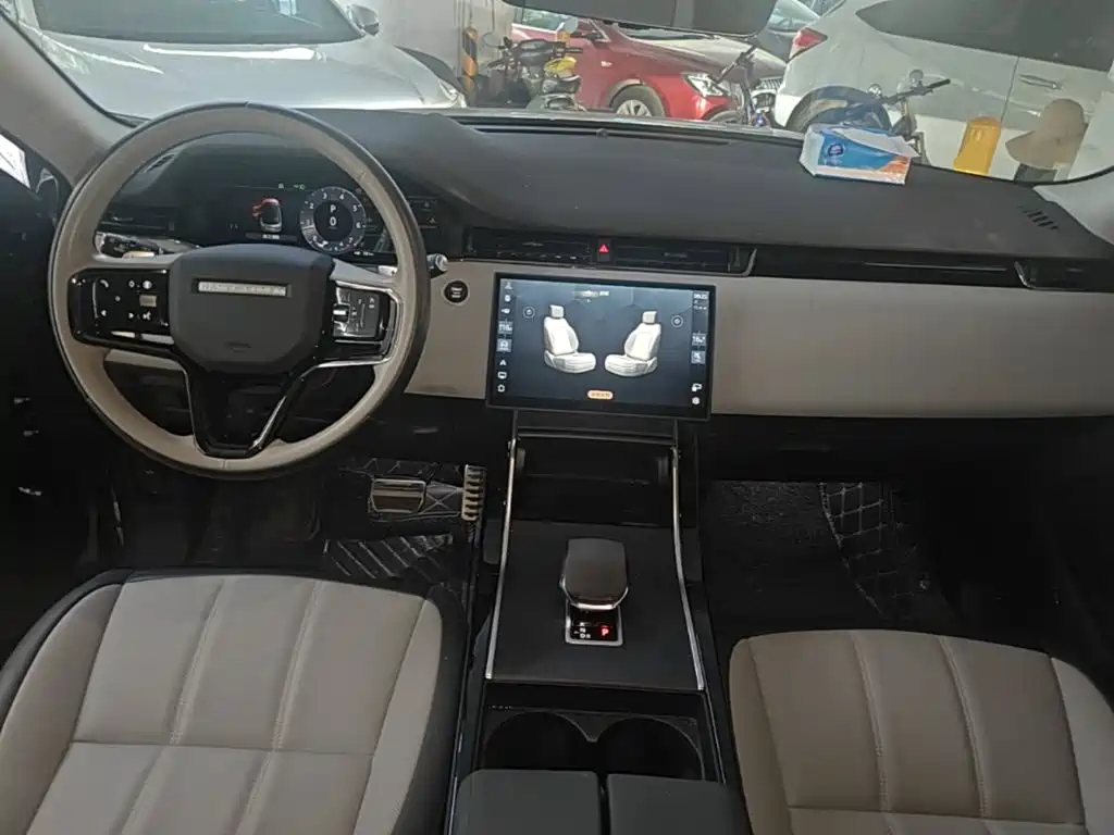 Land Rover Evoque — фото 6