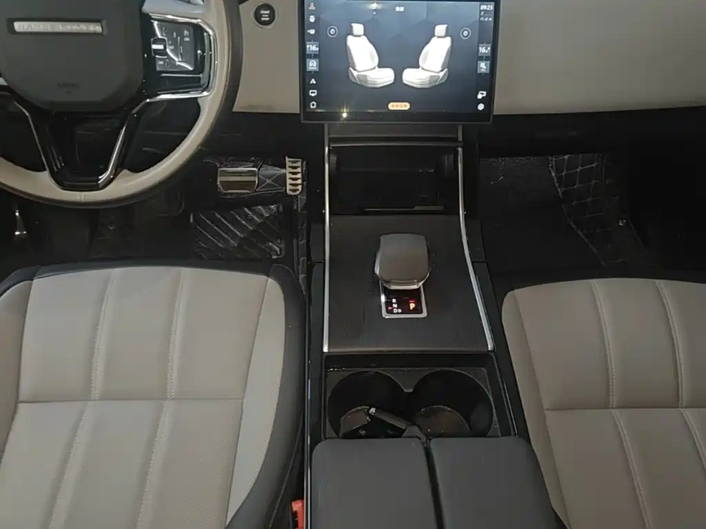 Land Rover Evoque — фото 10