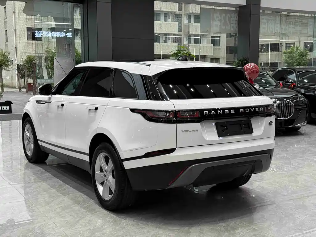 Land Rover Velar — фото 9