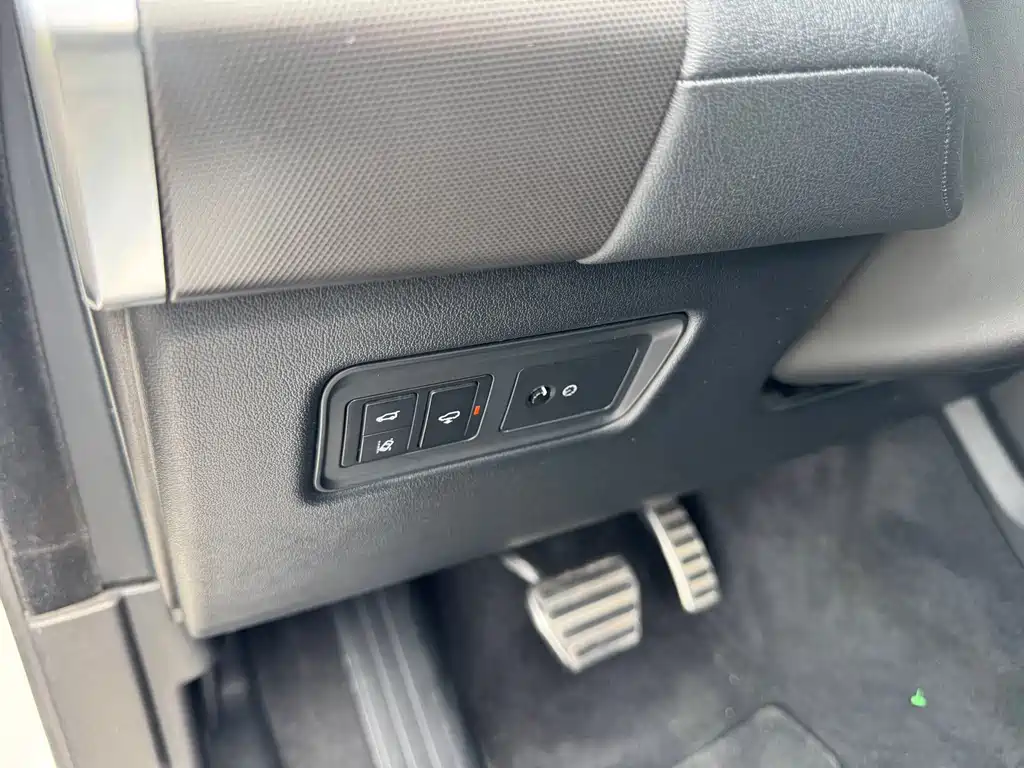 Land Rover Sport — фото 17