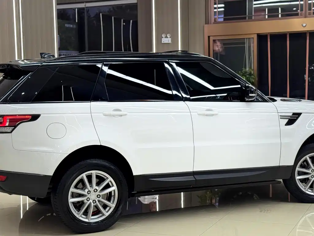 Land Rover Sport — фото 14