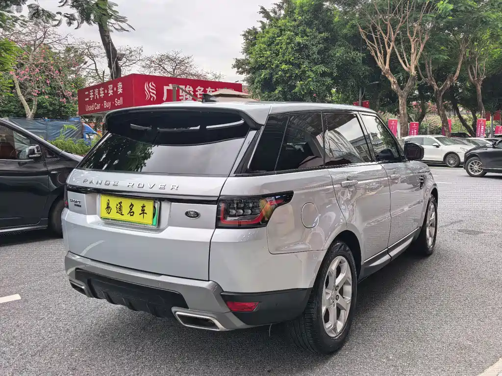 Land Rover Sport PHEV — фото 6