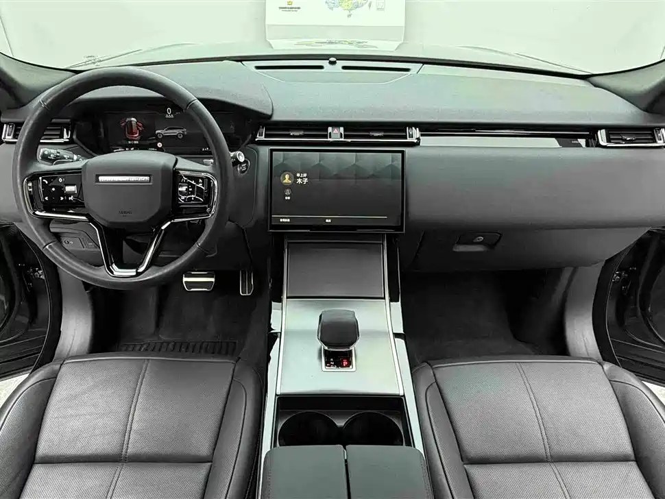 Land Rover Velar — фото 11
