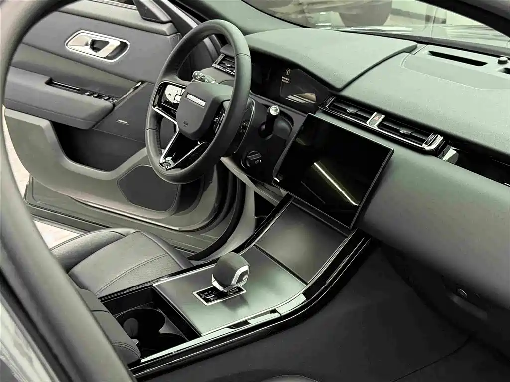 Land Rover Velar — фото 10