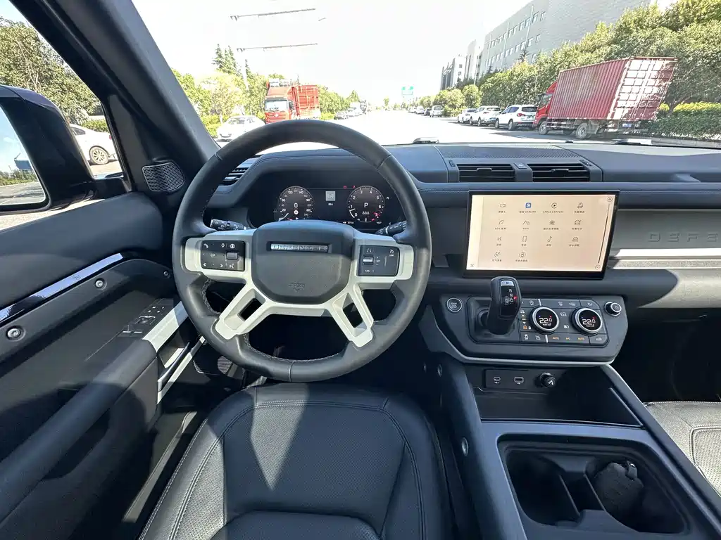 Land Rover Defender — фото 5