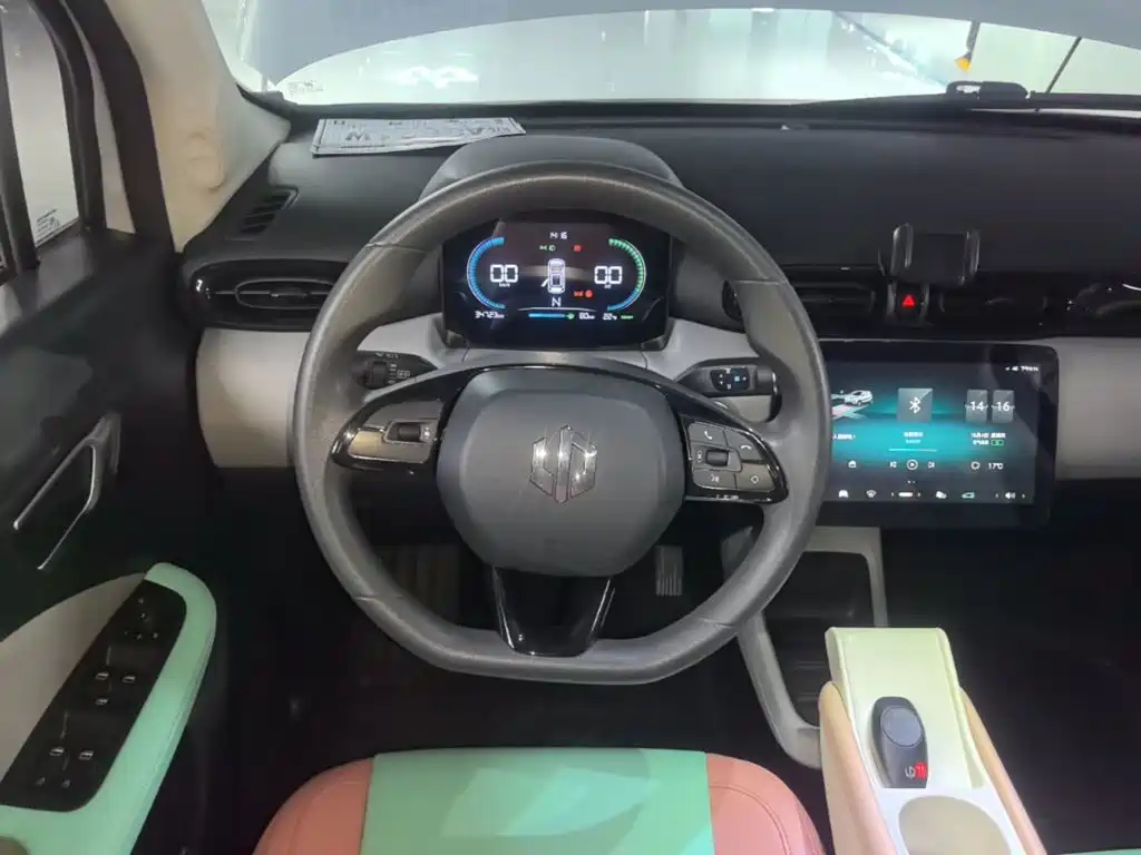 Leapmotor Leapmotor T03 — фото 11