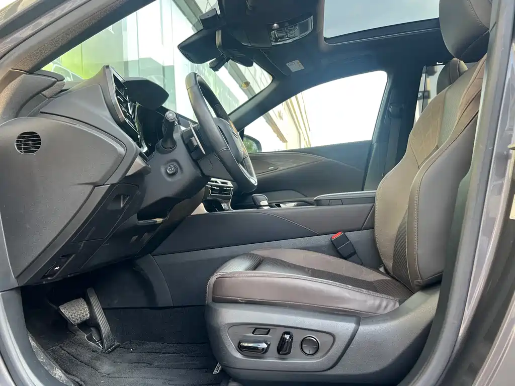 Lexus RX New Energy — фото 4