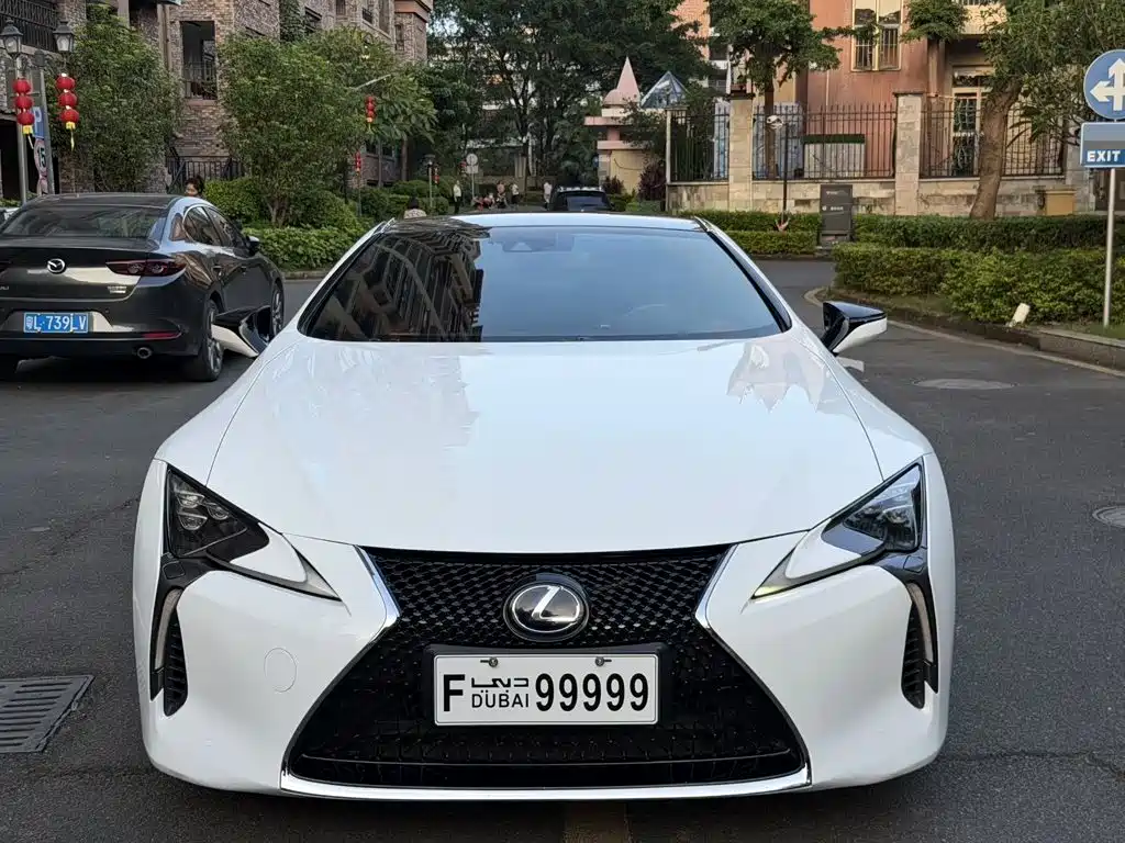 Lexus LC — фото 2