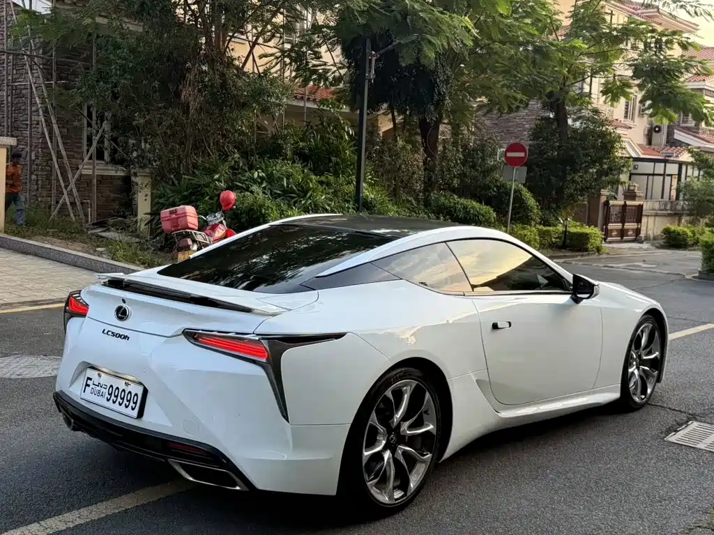 Lexus LC — фото 4