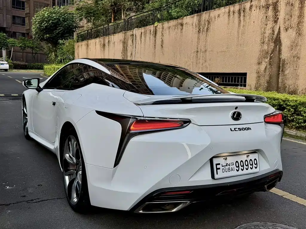 Lexus LC — фото 7