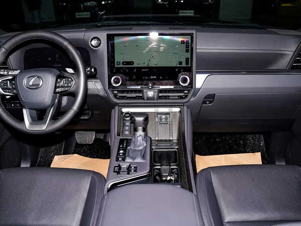 Lexus GX — фото 24