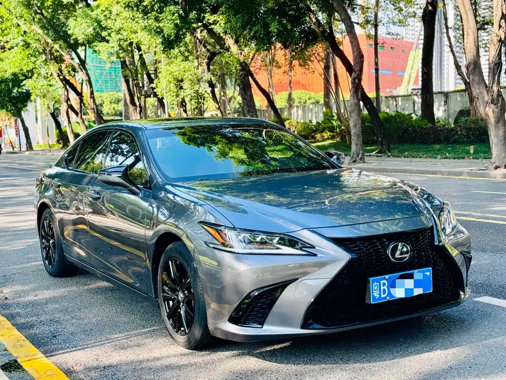 Lexus ES — фото 3