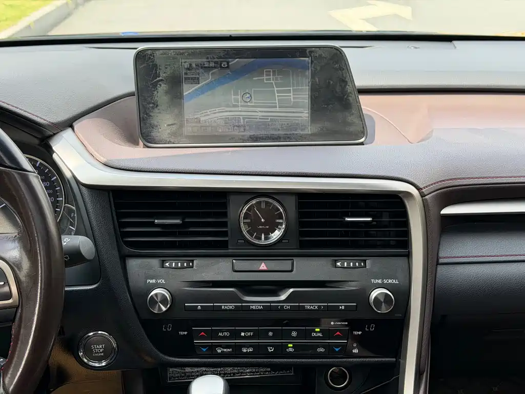 Lexus RX — фото 10