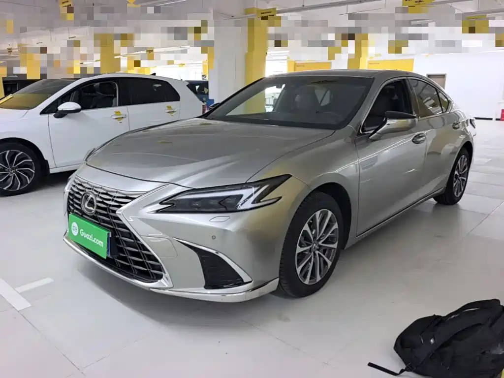 Lexus ES — фото 2