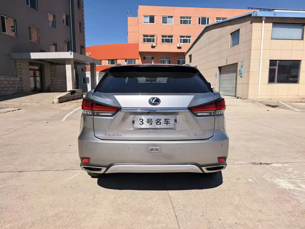 Lexus RX — фото 2