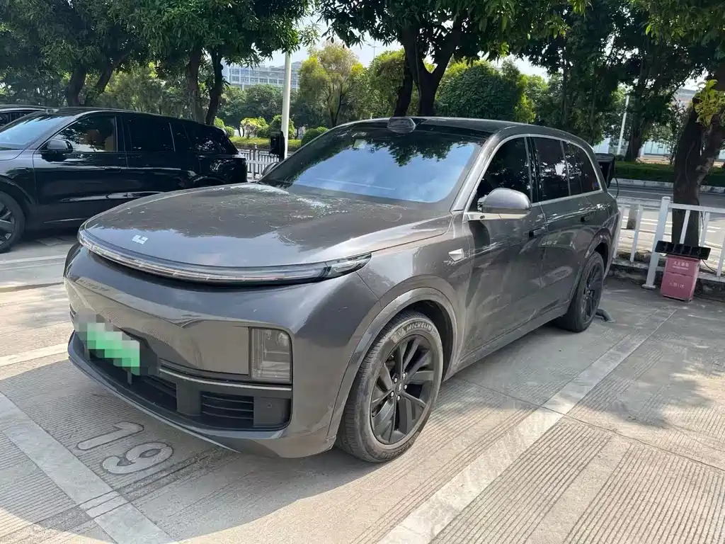 Li Auto Li L8