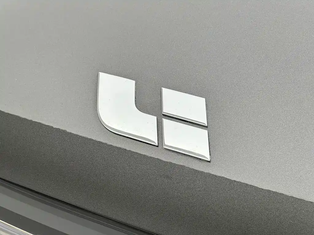Li Auto Li L7 — фото 26