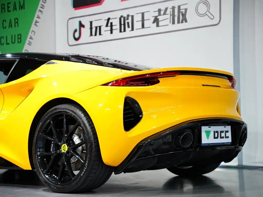 Lotus Emira — фото 46