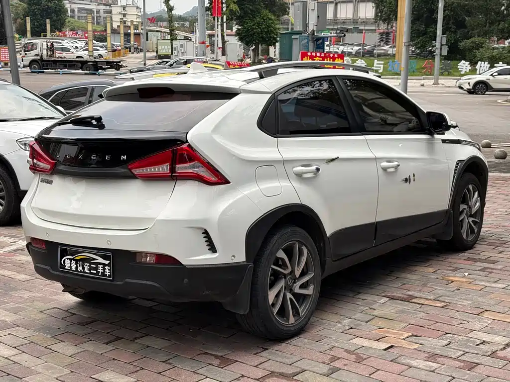 Luxgen U5 SUV — фото 6