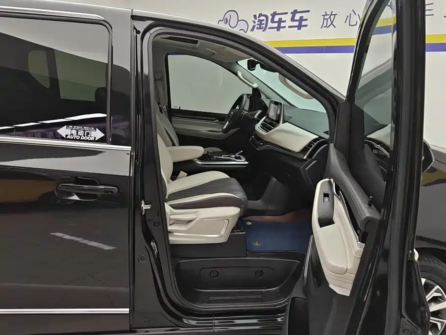 MAXUS G20 — фото 8