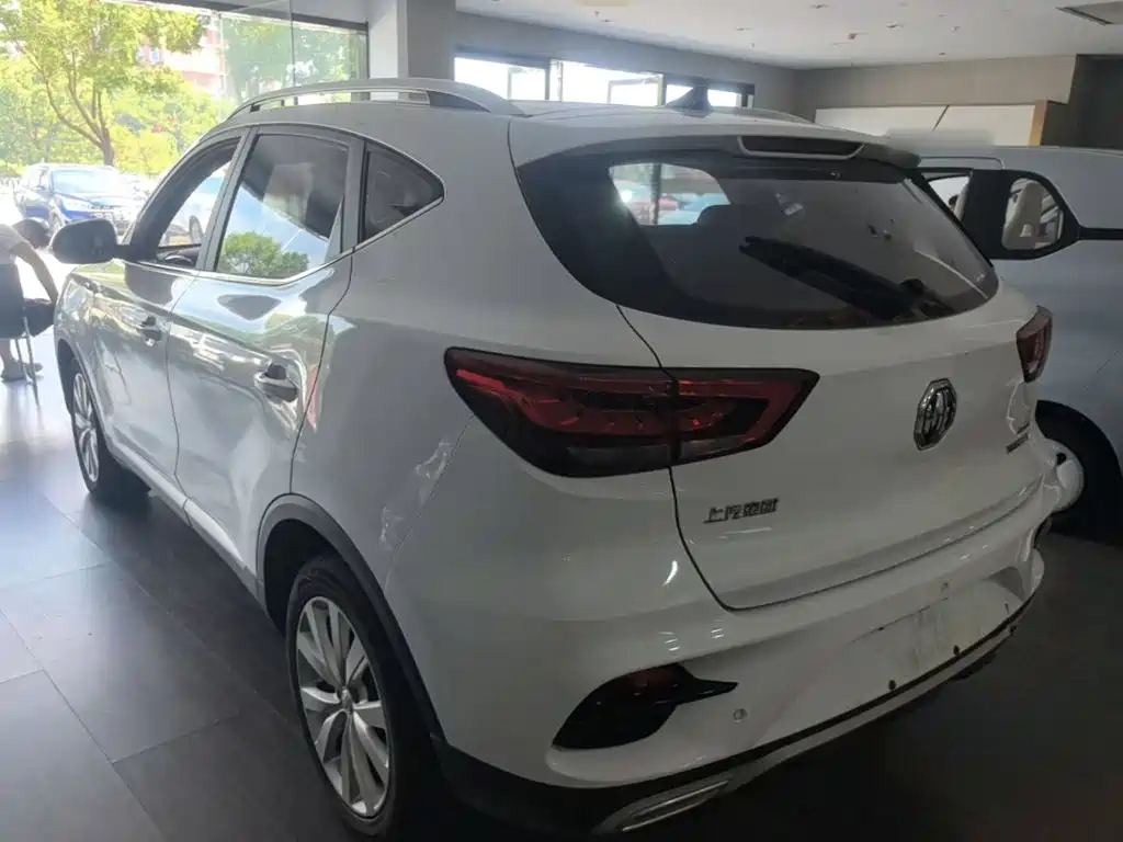 MG ZS — фото 5
