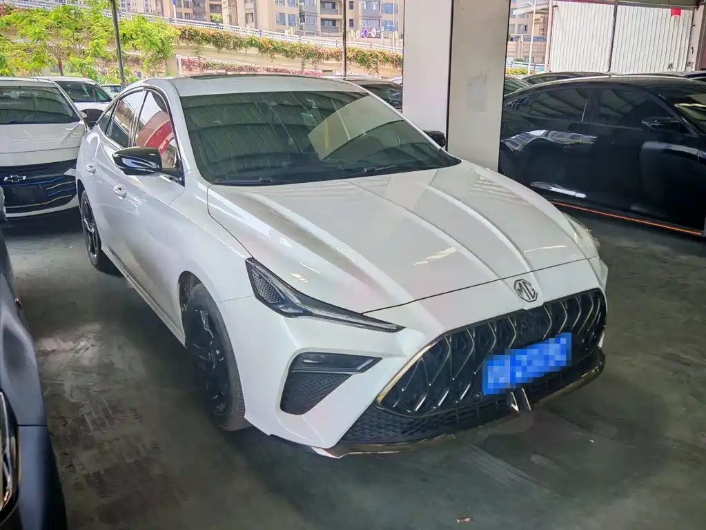 MG MG5 Scorpio — фото 3