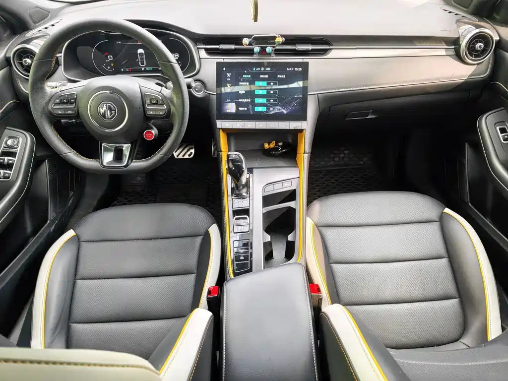 MG MG6 — фото 5